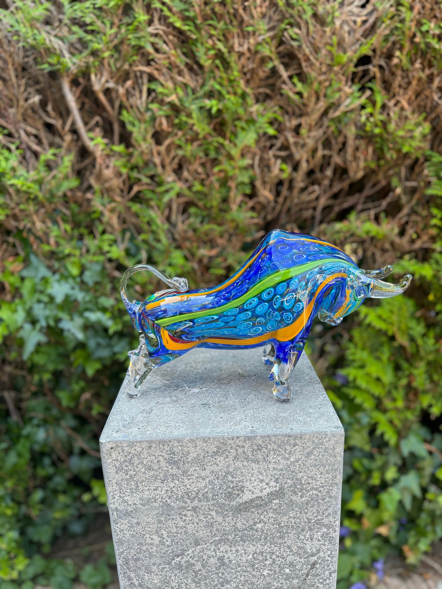 Blue Energy Bull – Glass Sculpture. 20x10x31cm - 3.54Kg