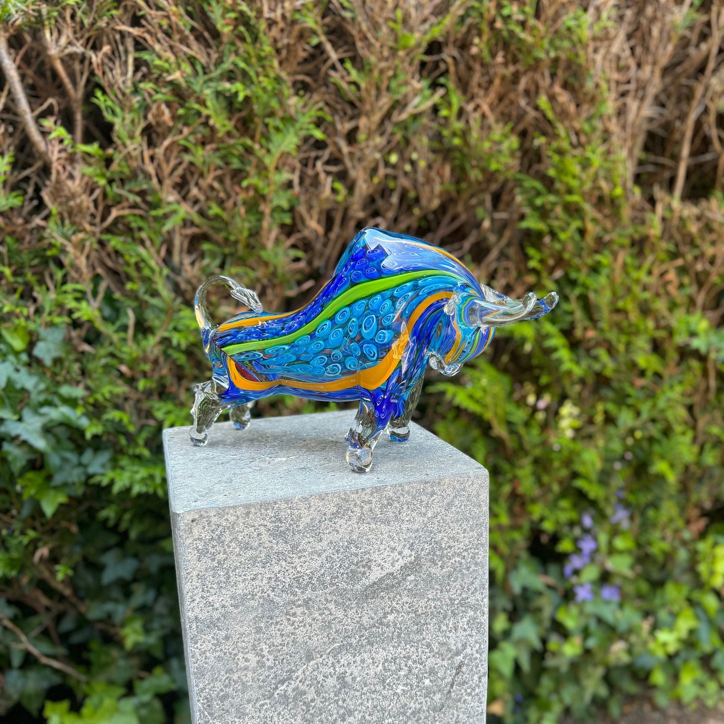 Blue Energy Bull – Glass Sculpture. 20x10x31cm - 3.54Kg