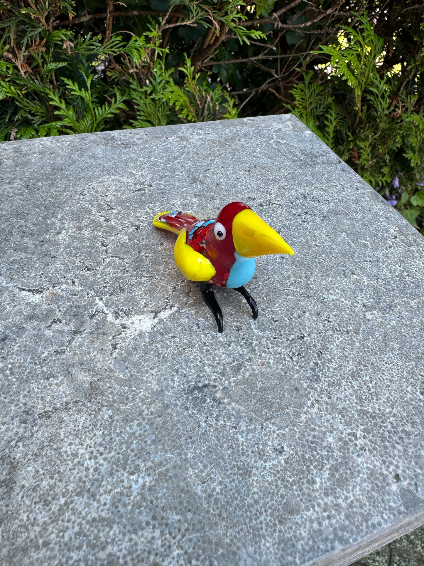 Tropical Bird – Glass Sculpture. 6x3x11cm - 0.1Kg