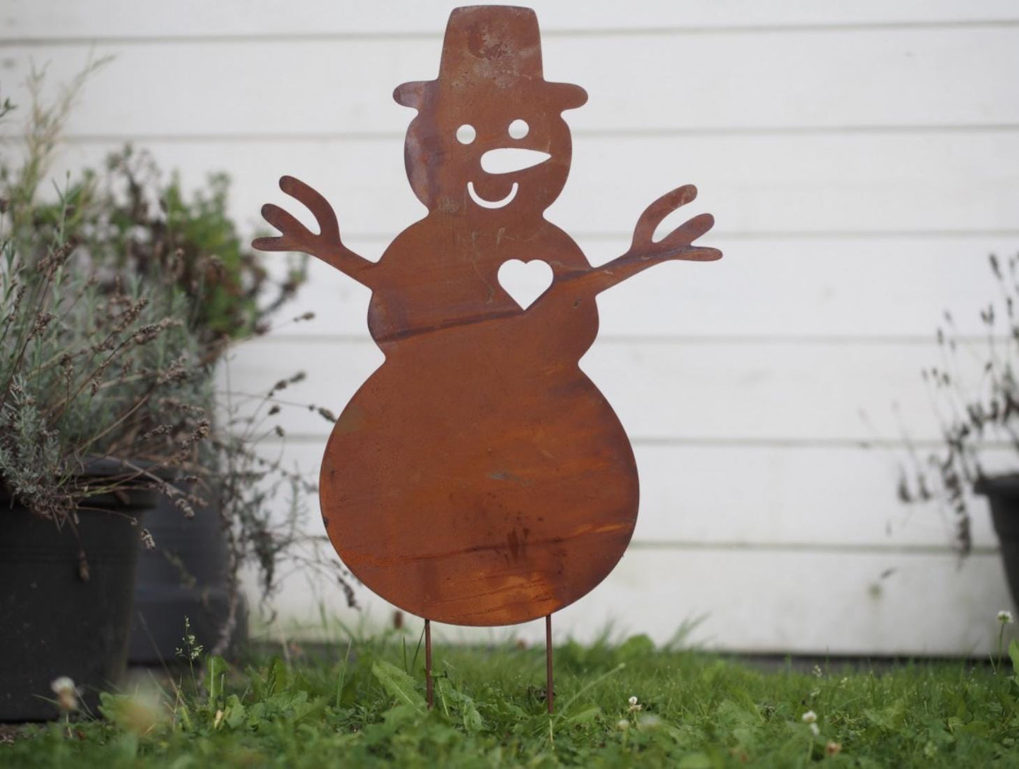Smiling Snowman – Iron Sculpture. 37x1x65cm