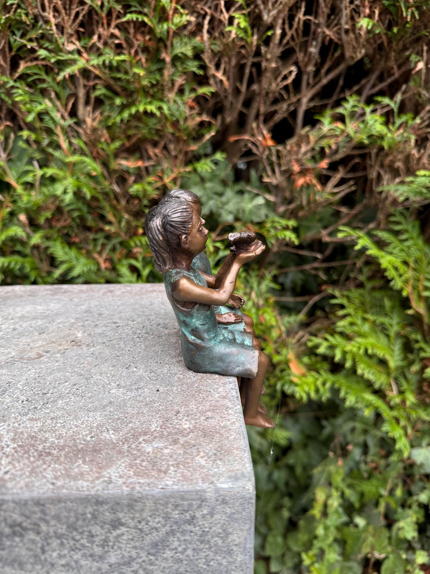Children with Bird – Bronze Sculpture. 9x7x14cm