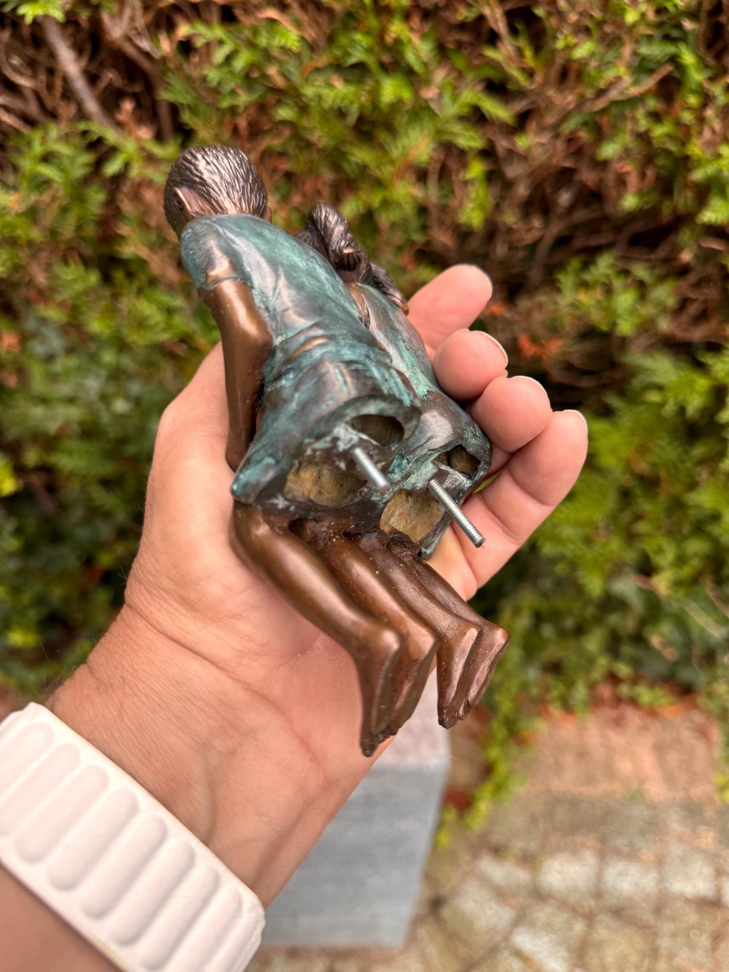 Children with Bird – Bronze Sculpture. 9x7x14cm