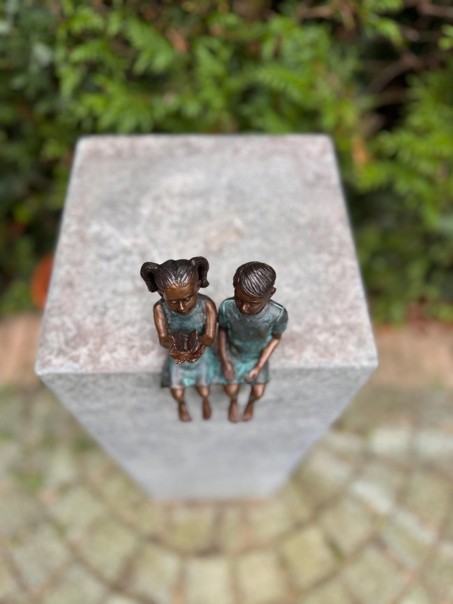 Children with Bird – Bronze Sculpture. 9x7x14cm