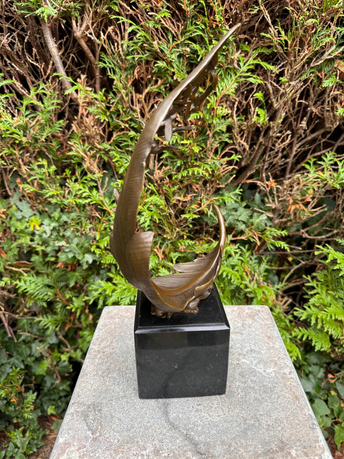 Rising Feather – Bronze Sculpture. 35x19x11cm - 3.3Kg