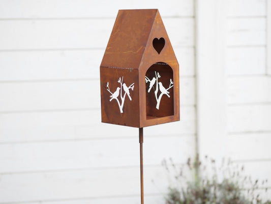 Reindeer Birdhouse – Iron Sculpture. 16x16x117cm - 2Kg