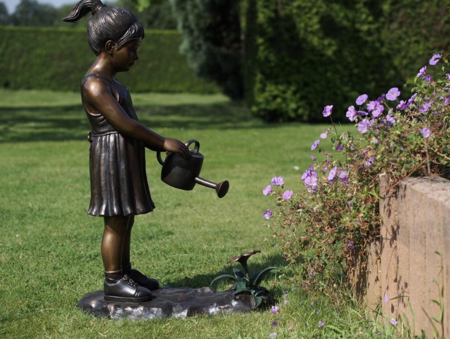 Little Gardener – Bronze Sculpture. 65x33x95cm - 25Kg