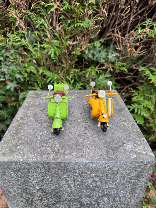 Vintage Scooters – Iron Sculpture. 7x6x12cm - 0.2Kg