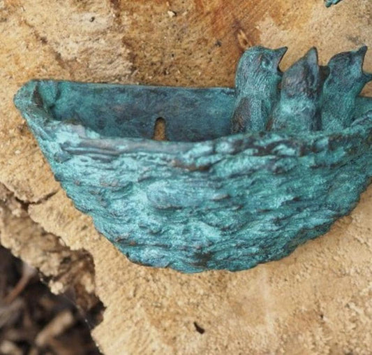 Mother Bird – Bronze Sculpture. 22x8x14cm - 1Kg