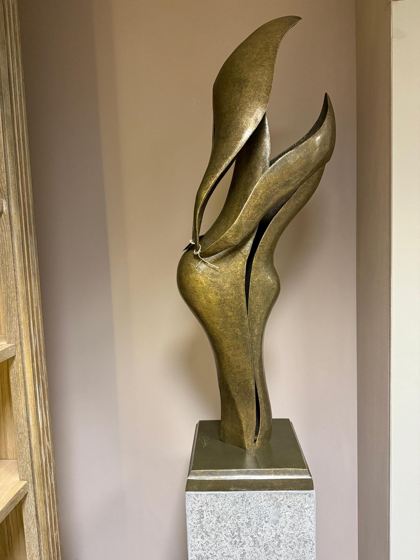 Rising Forms – Bronze Sculpture. 40x30x110cm