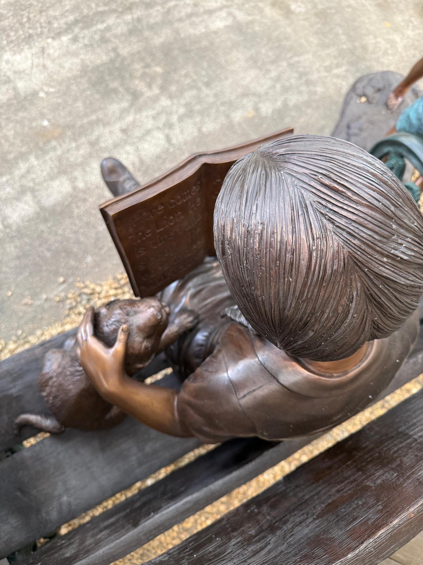 Story Time on the Bench – Bronze Sculpture. 102x65x80cm
