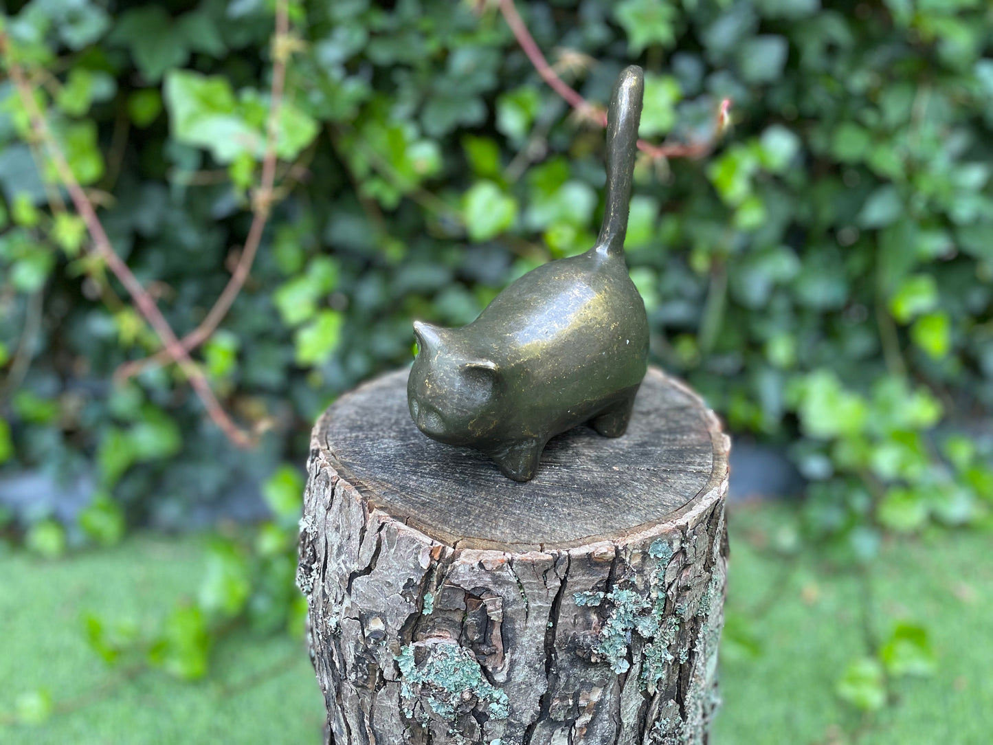 Playful Cat – Bronze Sculpture. 14x6x10cm