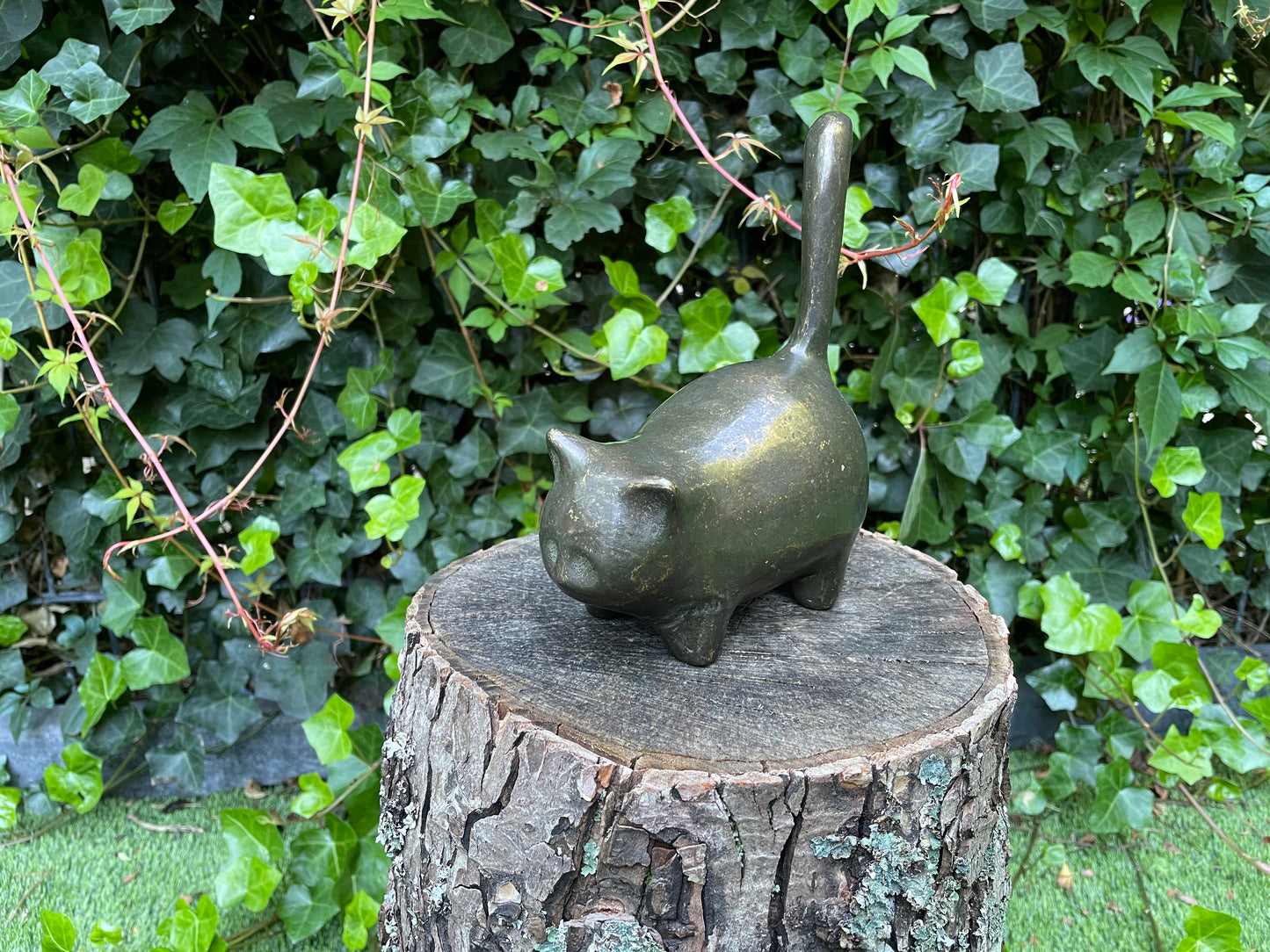Playful Cat – Bronze Sculpture. 14x6x10cm