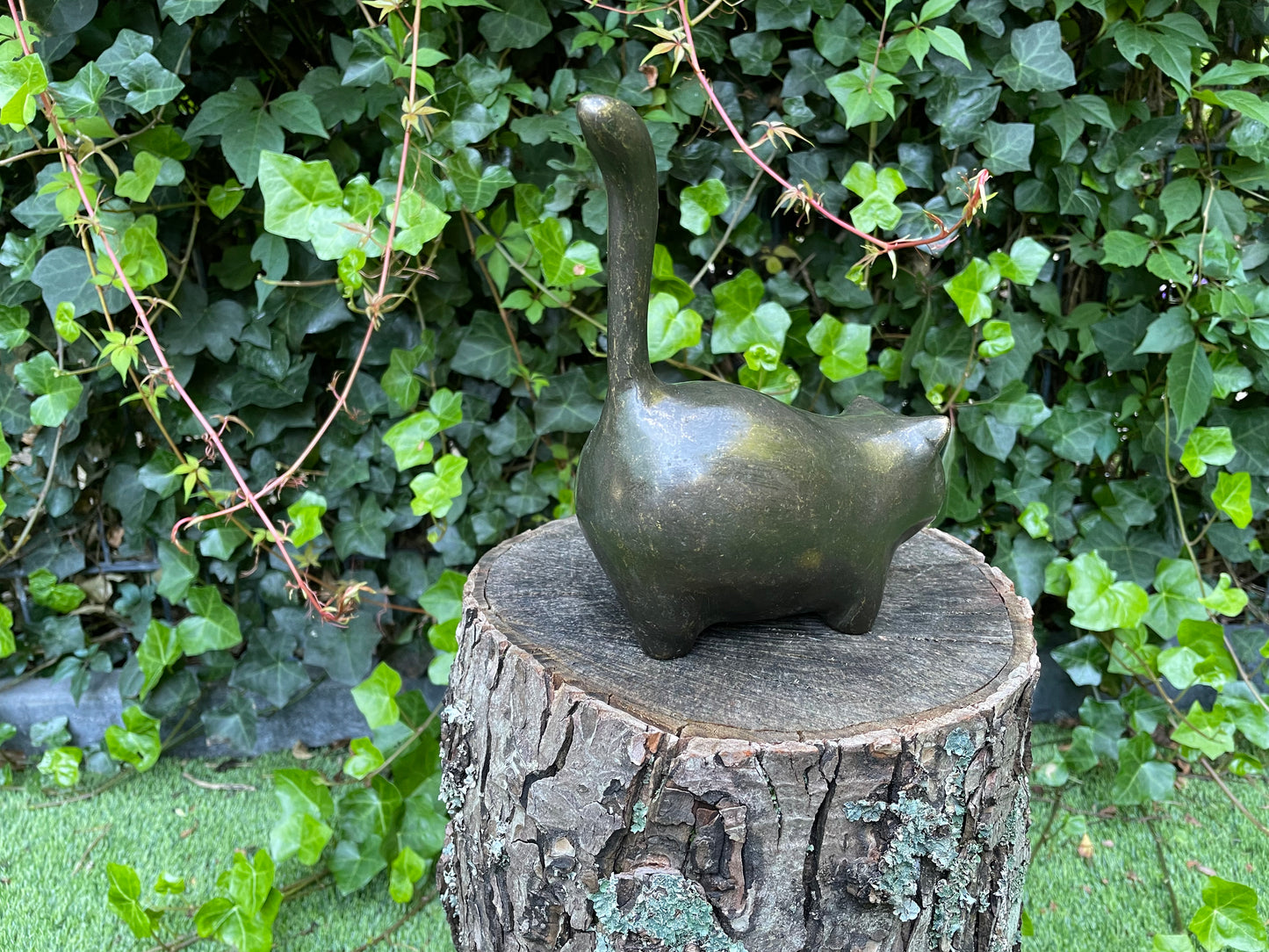 Playful Cat – Bronze Sculpture. 14x6x10cm