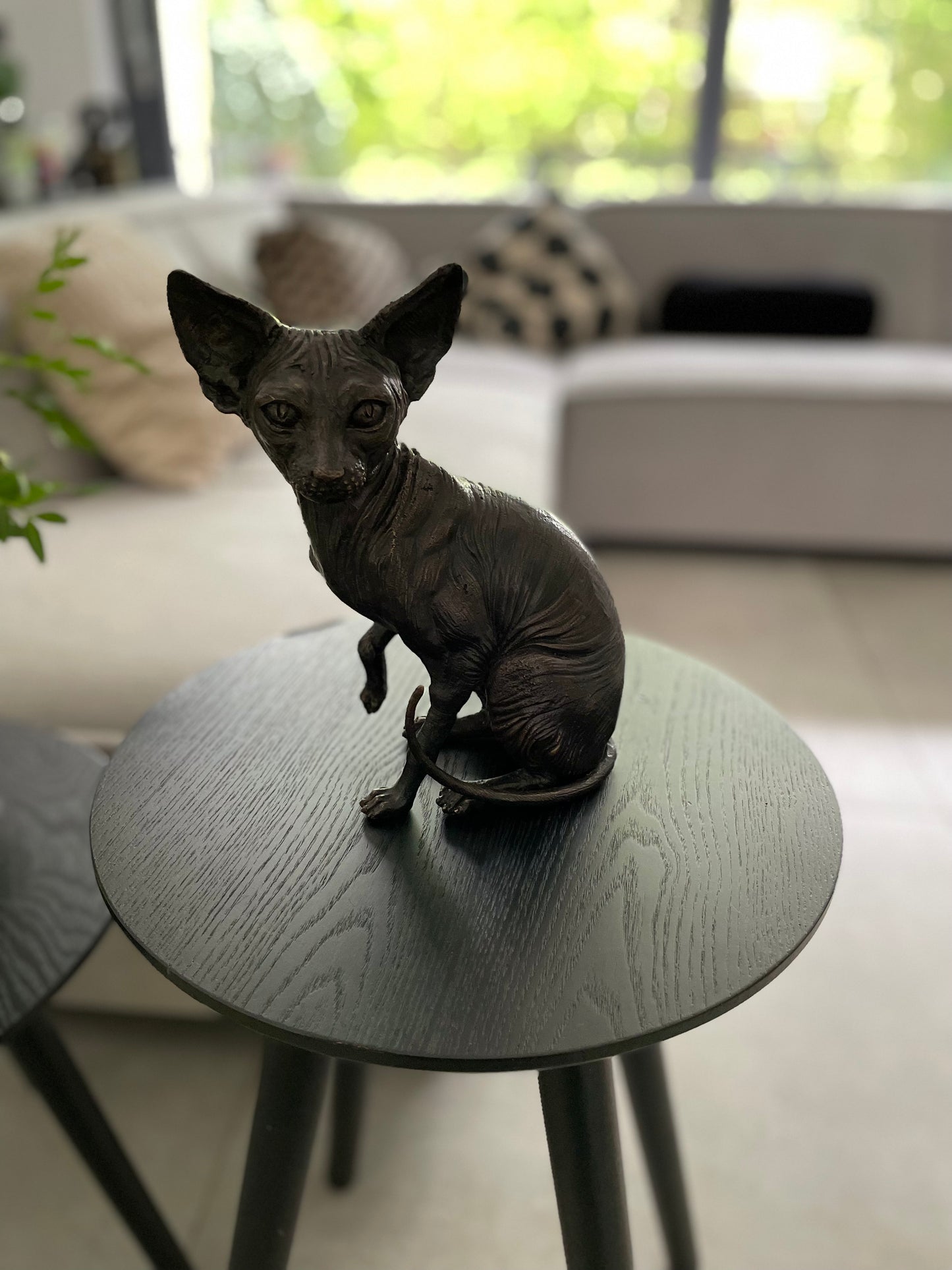 Sitting Sphynx – Bronze Sculpture. 15x12x22cm - 1Kg