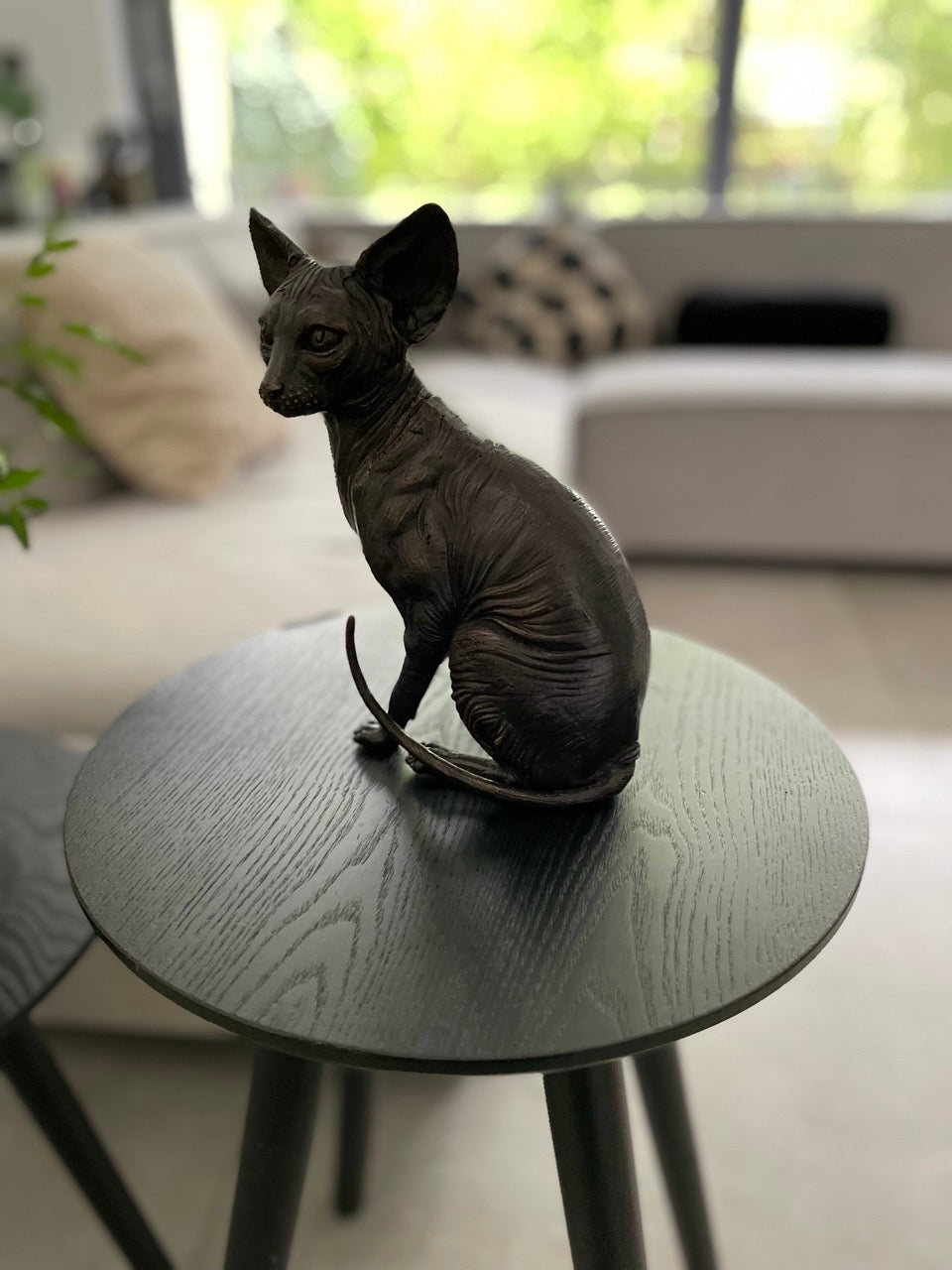 Sitting Sphynx – Bronze Sculpture. 15x12x22cm - 1Kg