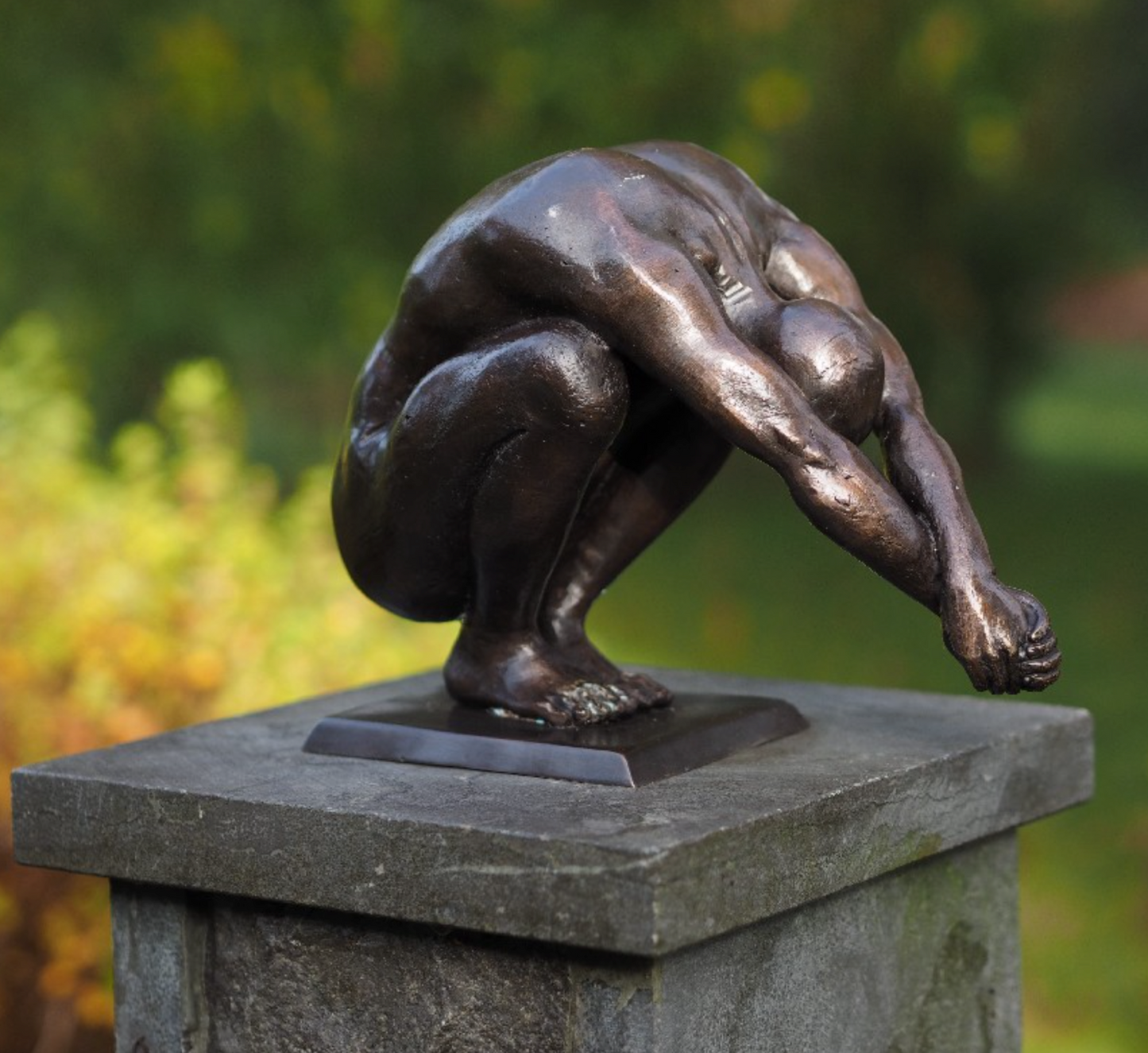 Crouching Man – Bronze Sculpture. 19x11x25cm - 2.7Kg