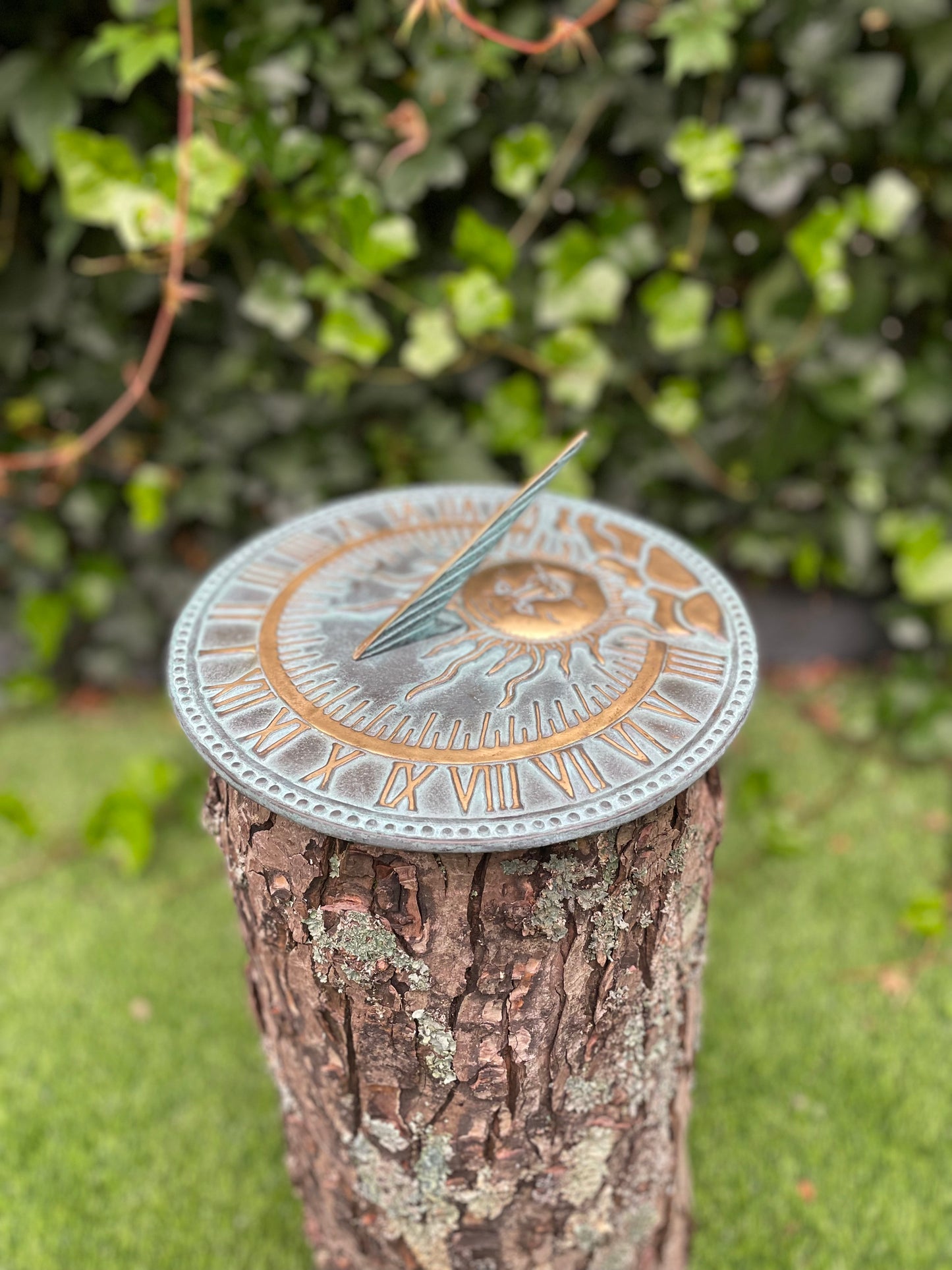 Sun Face Dial – Bronze Sculpture. 9x26x26cm - 1.5Kg
