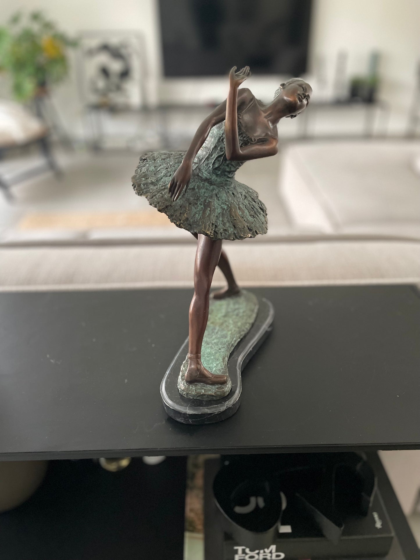 Bailarina de Bronze - Escultura - 35x15x23cm