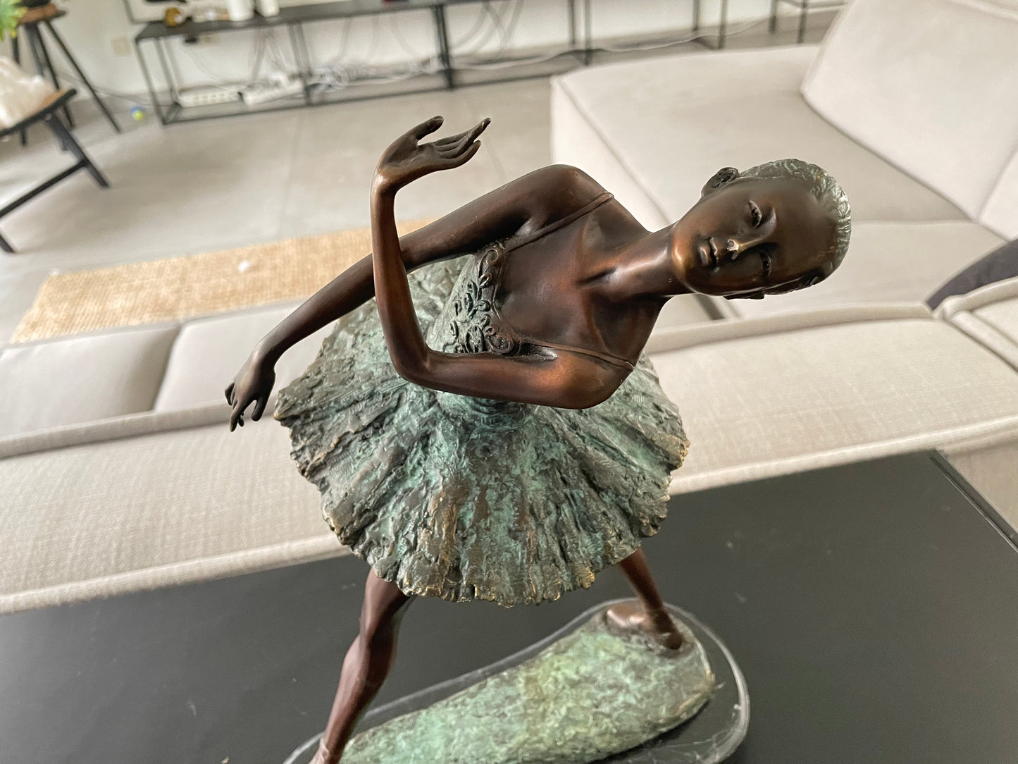 Bailarina de Bronze - Escultura - 35x15x23cm