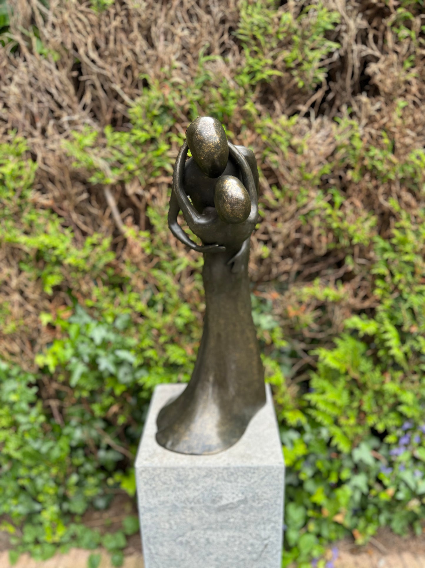 Casal apaixonado dançando em bronze - Estátua de jardim - Interior