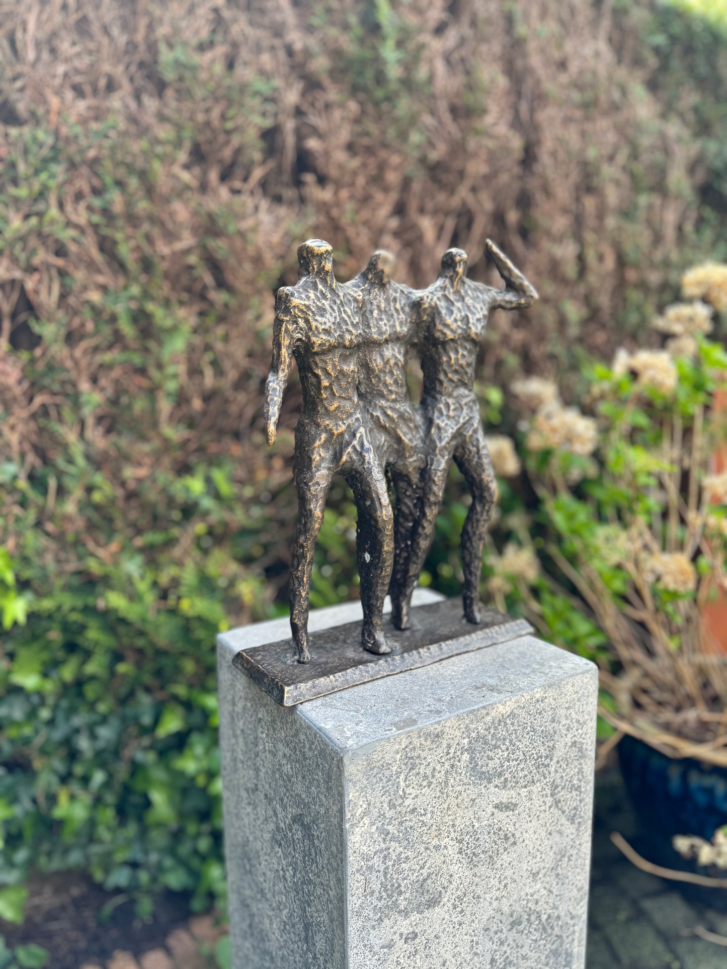 Estátua de Bronze - Os 3 Cavalheiros - 28x10x36cm - 5 kg