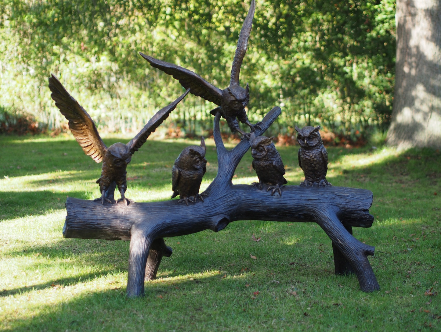 Bronze Corujas no toco de árvore - 150x50x140cm - 65 Kg