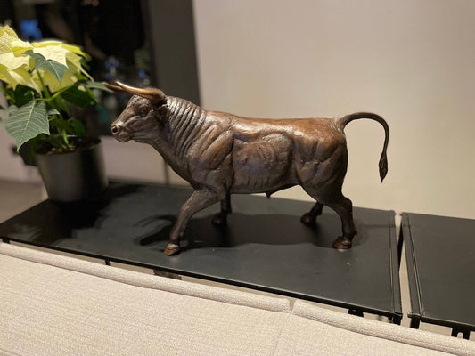 Charging Bull – Bronze Sculpture. 49x17x27cm