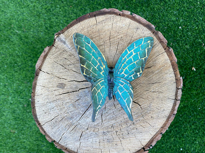 Butterfly Duo – Bronze Sculpture. Sizes and weights vary by version