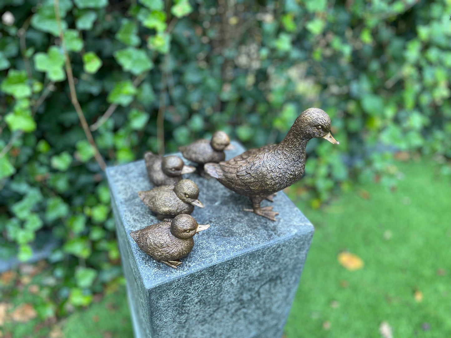 Duck Family – Bronze Sculpture. 16x8x19cm