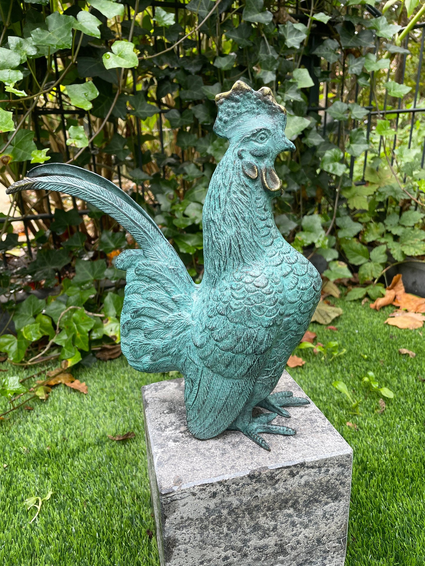 Proud Rooster – Bronze Sculpture. 23x9x27cm - 1.7Kg