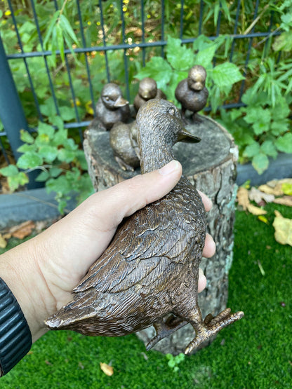 Duck Family – Bronze Sculpture. 16x8x19cm