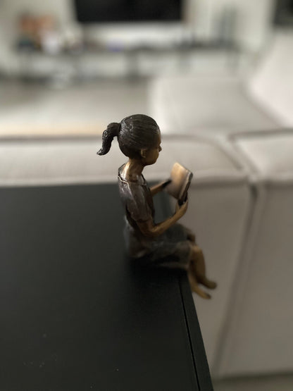 Reading in Silence – Bronze Sculpture. 7x11x22cm - 0.8Kg