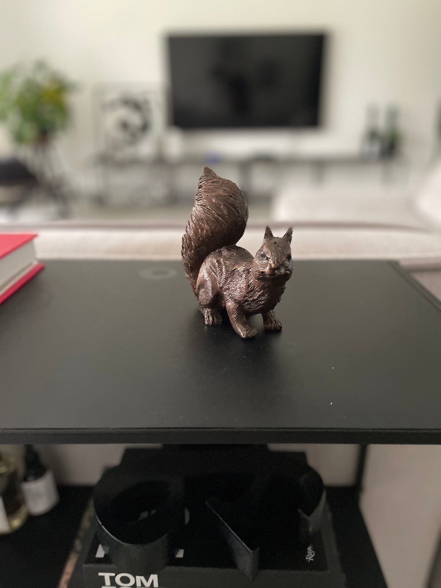 Alert Squirrel – Bronze Sculpture. 12x6x12cm - 0.7Kg