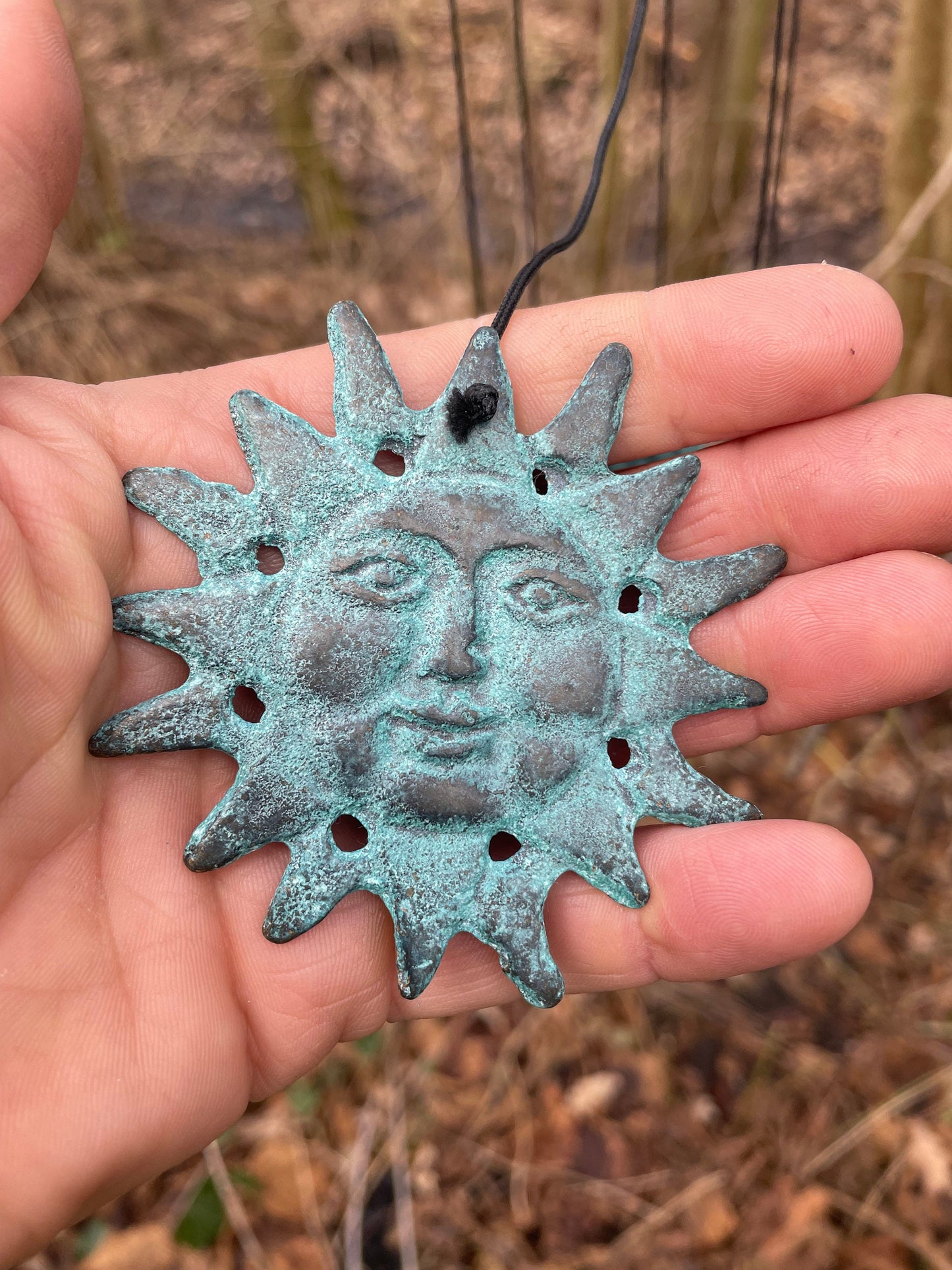 Sun Chimes – Bronze Sculpture. 9x9x30cm - 0.7Kg