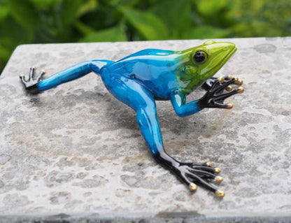 Frog Pose – Bronze Sculpture. 17x12x6cm