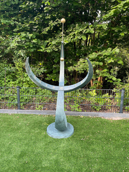 Cosmic Time – Bronze Sculpture. 65x120x180cm
