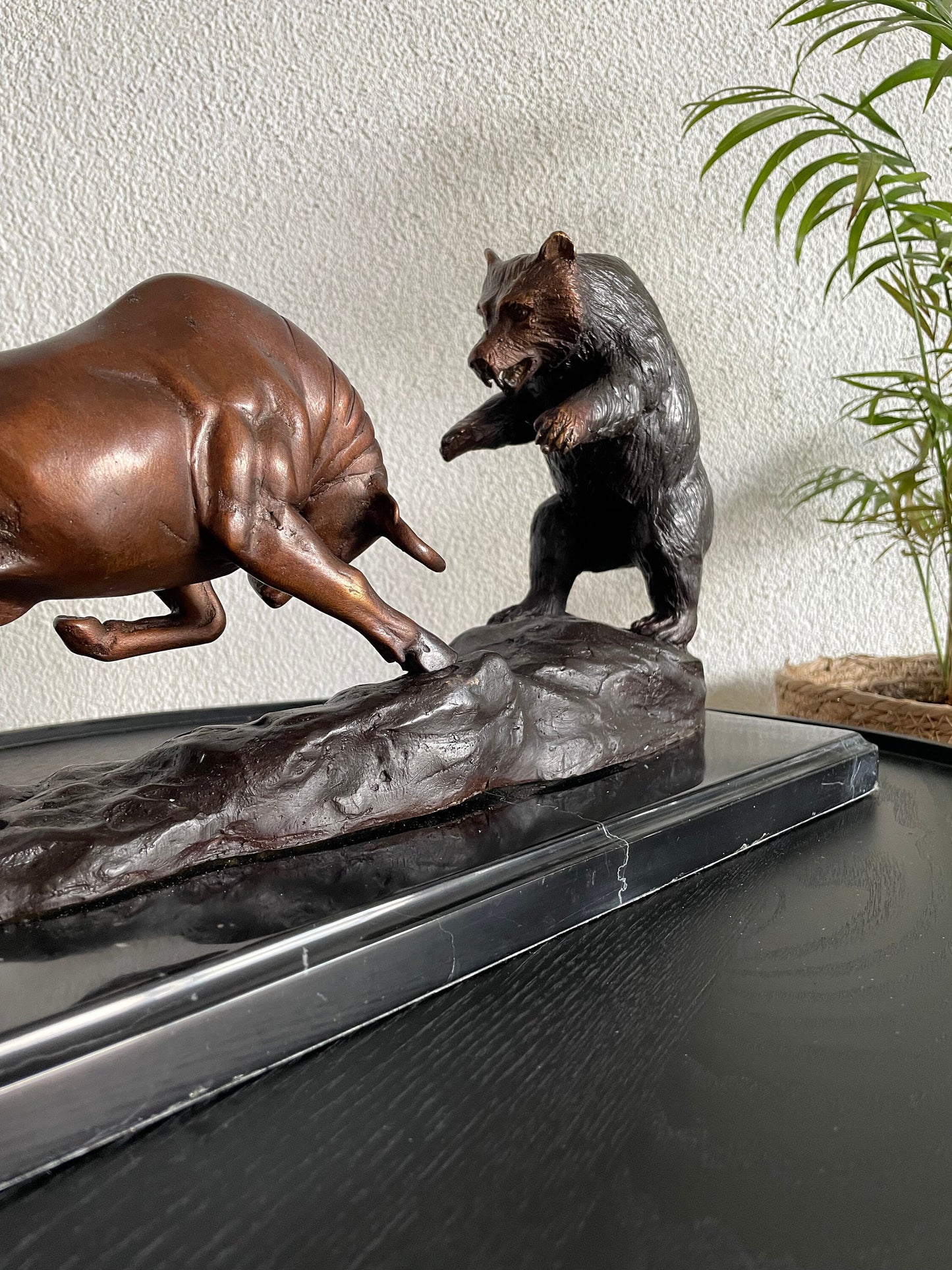 Bull and Bear Clash – Bronze Sculpture. 44x18x25cm - 8.2Kg
