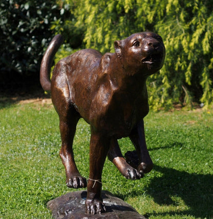Running Cheetah – Bronze Sculpture. 190x45x91cm - 52Kg