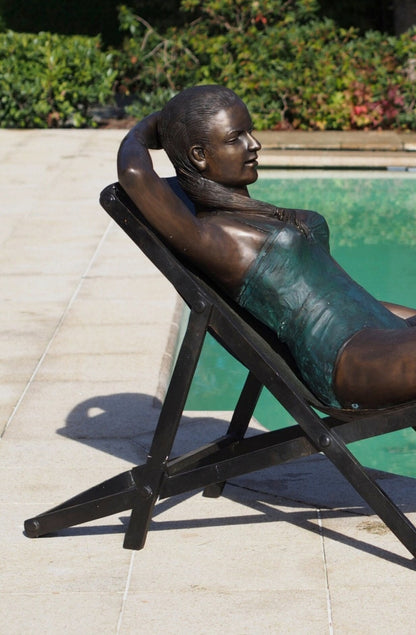 Relaxing Woman – Bronze Sculpture. 217x70x100cm - 70Kg