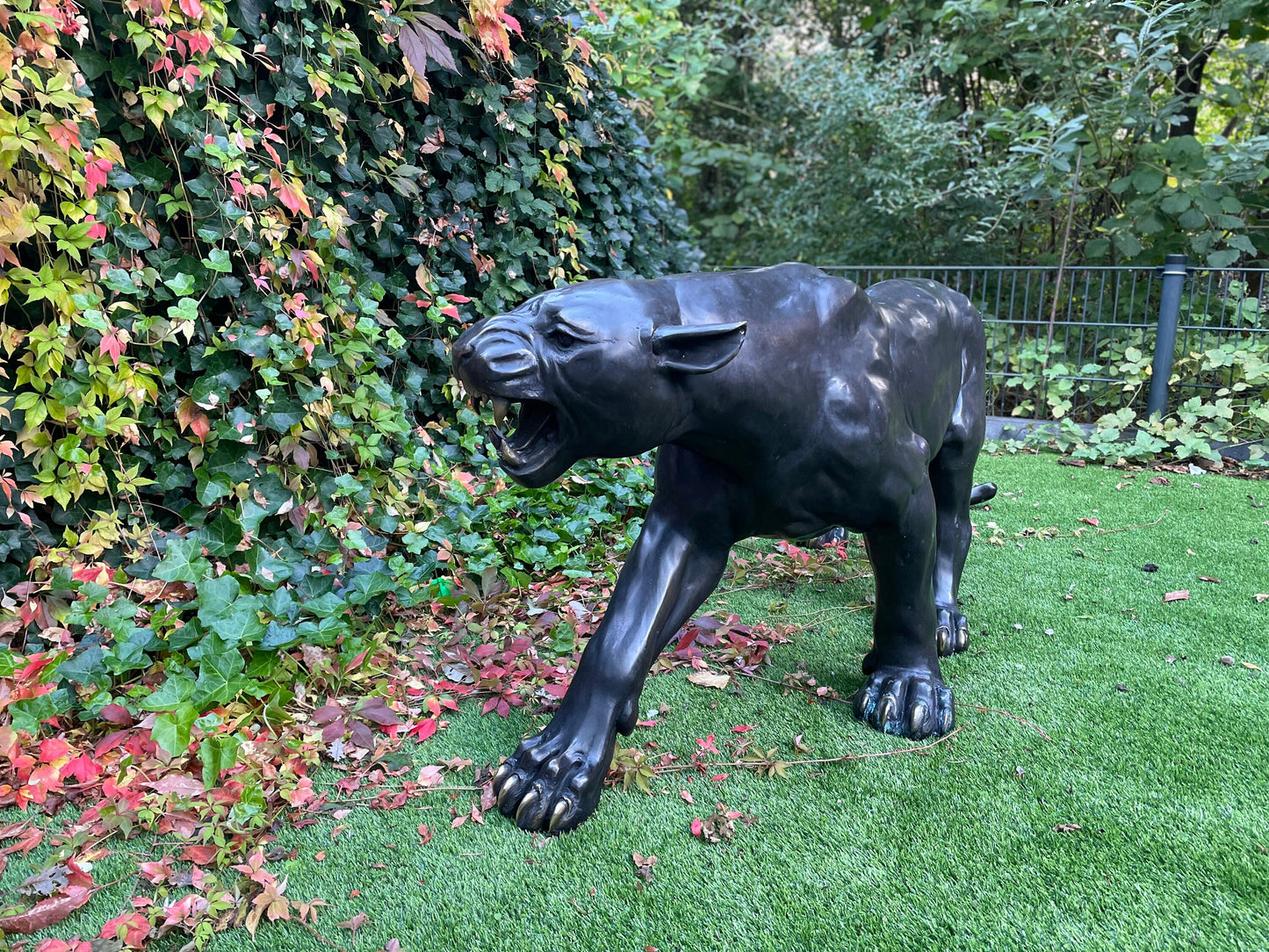 Black Panther – Bronze Sculpture. 190x40x65cm - 120Kg