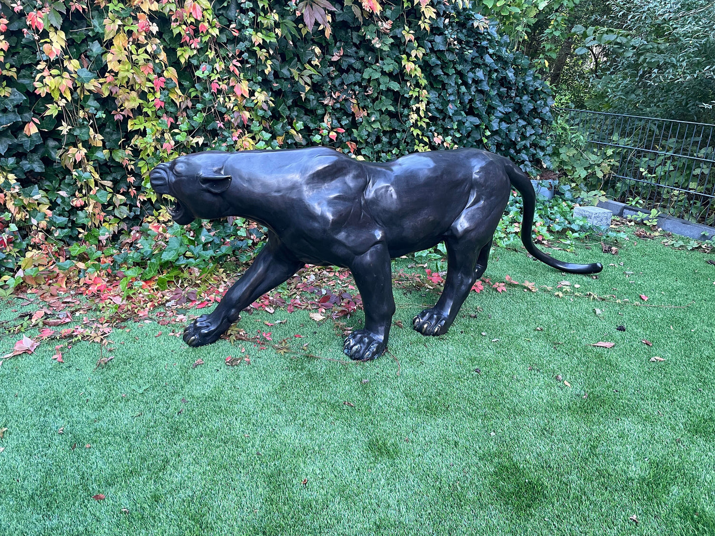 Black Panther – Bronze Sculpture. 190x40x65cm - 120Kg