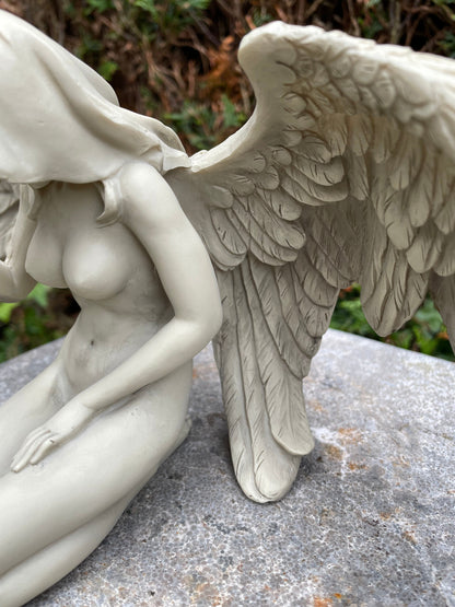 Kneeling Angel – Grave Sculpture. 14x13x38cm - 0.8Kg