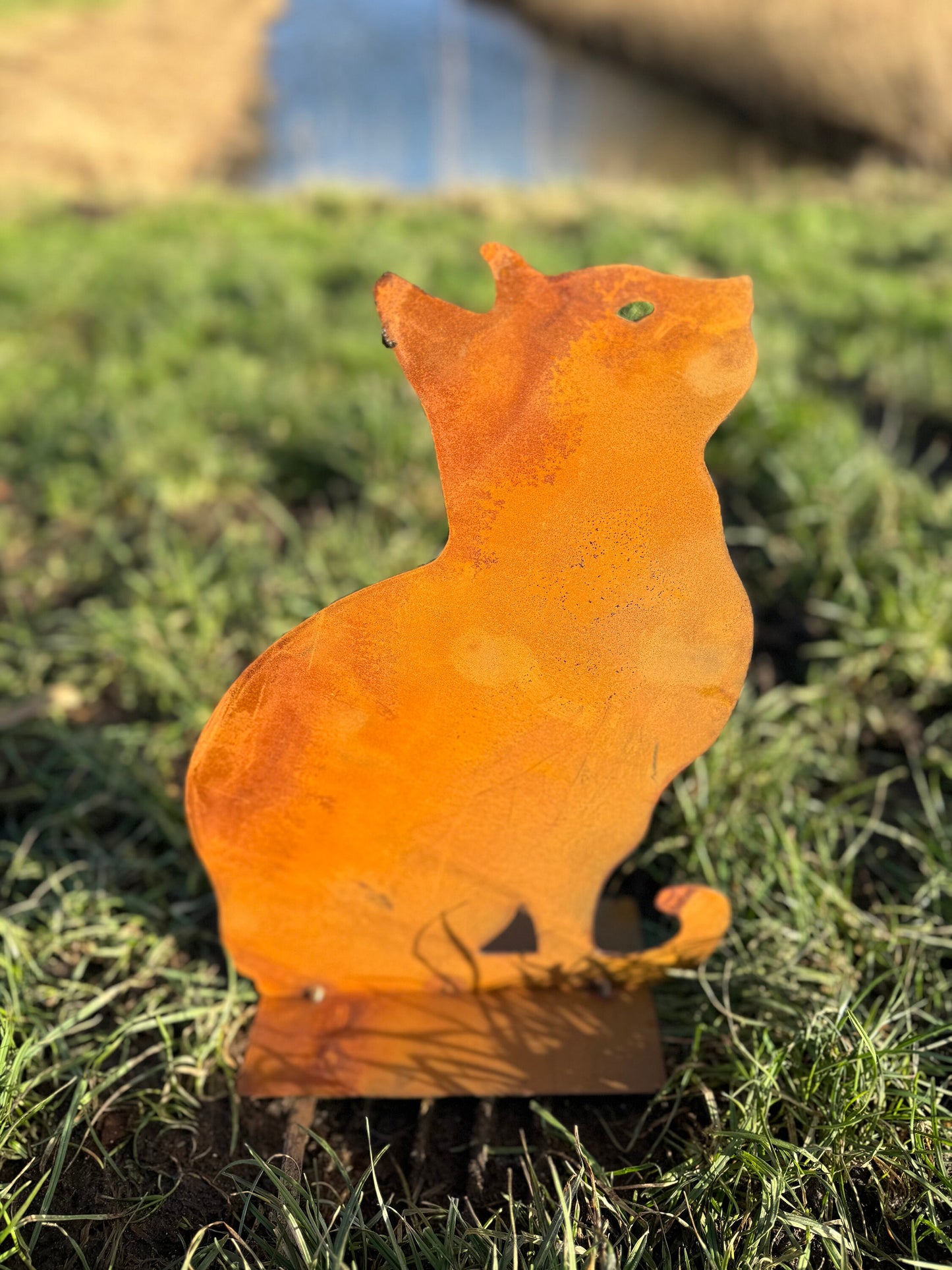 Rustic Cat Silhouette – Iron Sculpture. 25x12x35cm