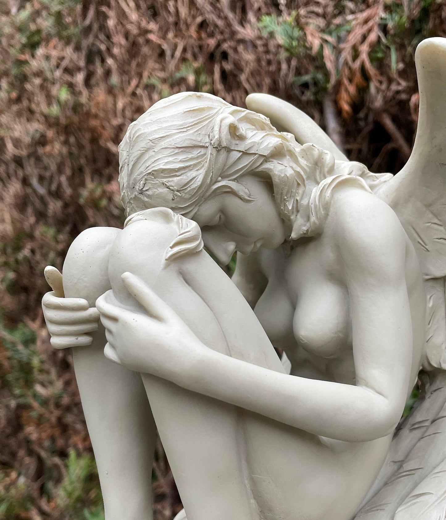 Silent Angel – Grave Sculpture. 27x16x16cm - 1.96Kg