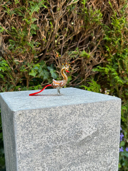 Crowned Swan – Glass Sculpture. 7x3x13cm - 0.1Kg