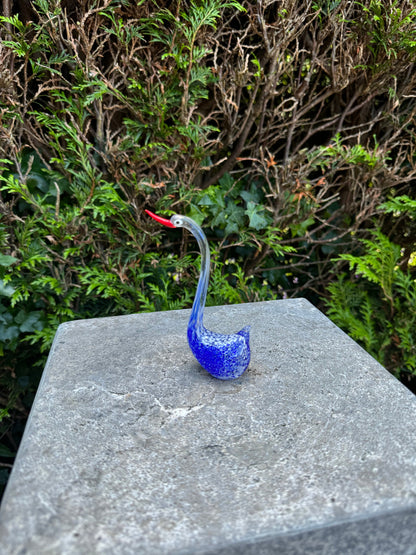 Blue Swan – Glass Sculpture. 12x3x10cm - 0.1Kg