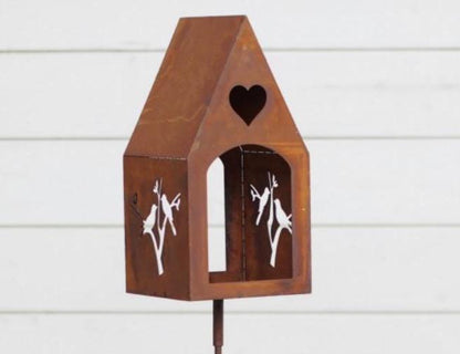 Reindeer Birdhouse – Iron Sculpture. 16x16x117cm - 2Kg