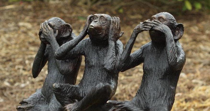 Three Wise Monkeys – Bronze Sculpture. 28x60x45cm - 7Kg