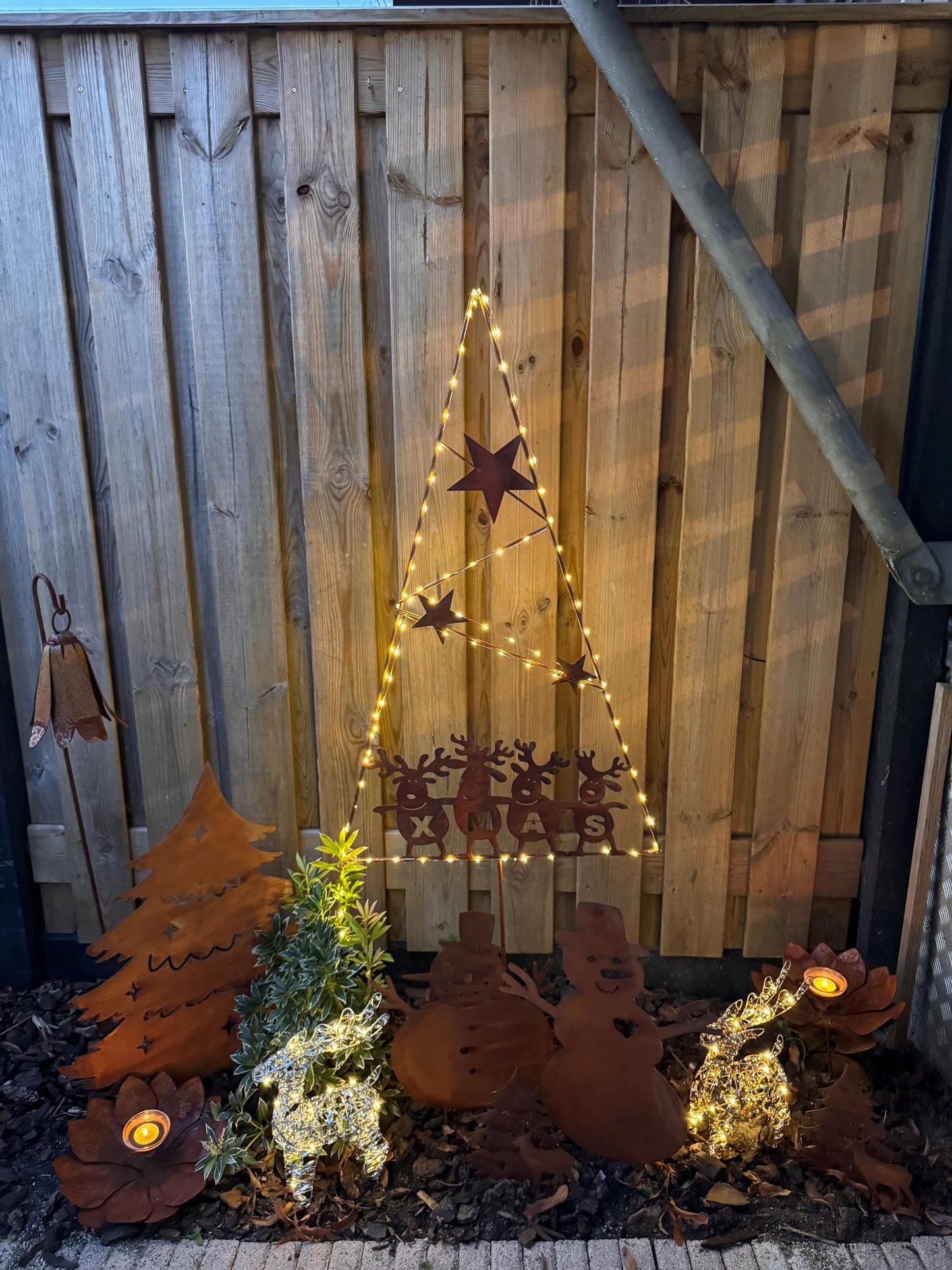 Xmas Reindeer Tree – Iron Sculpture. 58x1x160cm