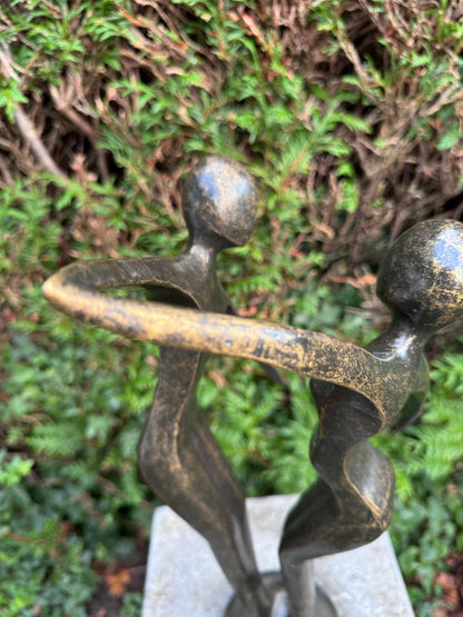 Dancing Embrace – Bronze Sculpture. 24x18x42cm